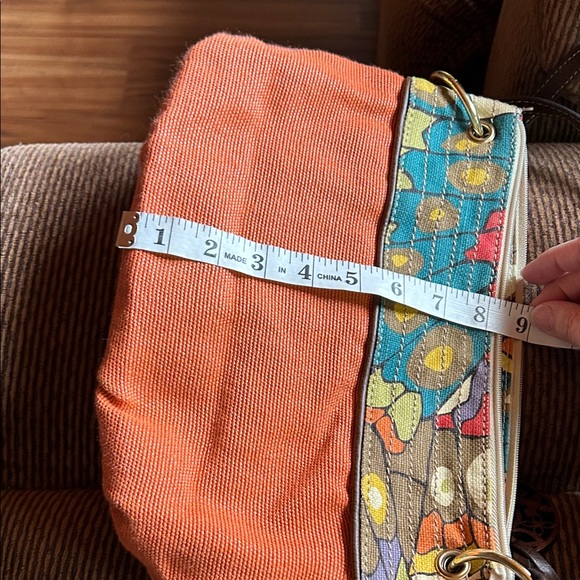 Relic Colorful Patterned Shoulder Bag - Picture 8 of 9